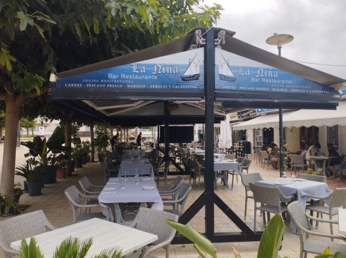 El restaurant té una oferta variada, però la seva especialitat són els arrossos i el peix i el marisc fresc/Taula Parada