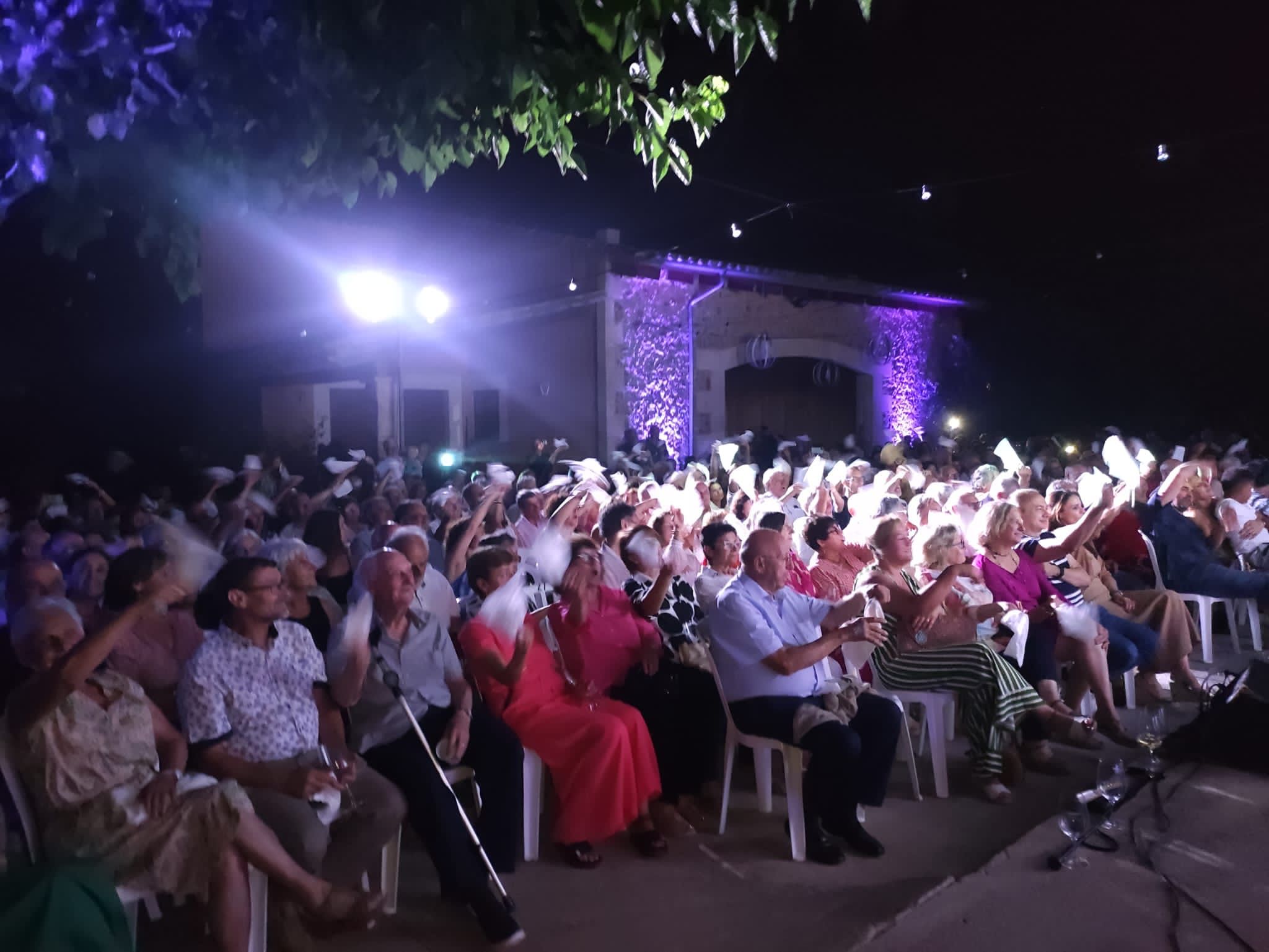 Cinc-centes persones celebraren l'estiu amb la família de Can Majoral/Catalina Bibiloni