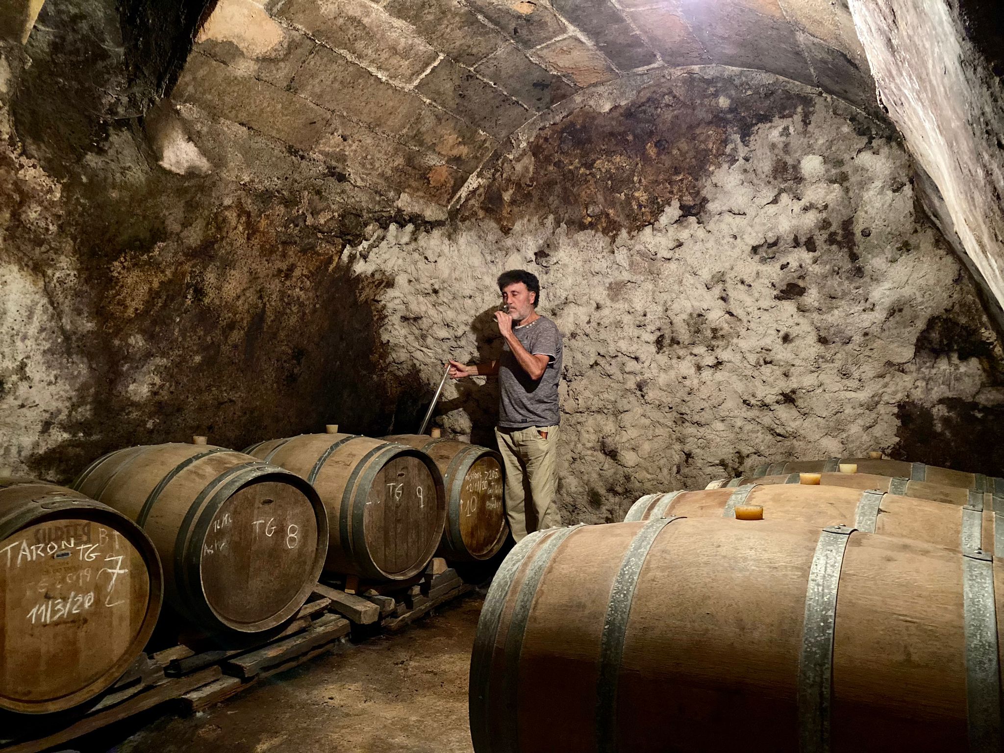 Biel Gornals, l'artífex dels vinagres artesans, al celler familiar de Porreres/Cedida