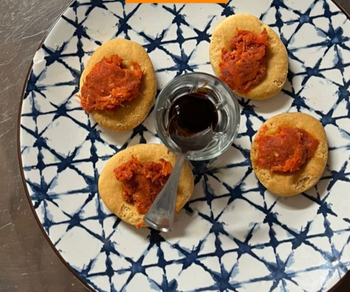 L'arrop combina bé amb el salat de la sobrassada, del formatge i d'una coca amb ceba caramel·litzada, per exemple/Vins Nadal