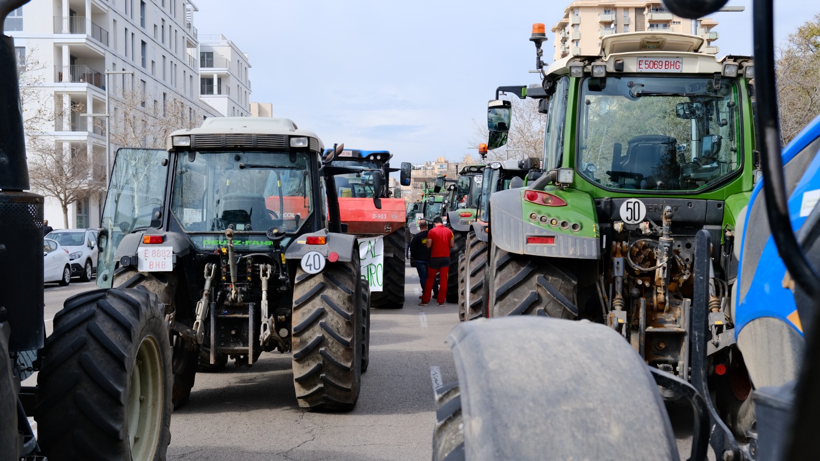 Més 300 tractors han pres la ciutat de Palma per fer palesa la seva reivindicació/Cedida