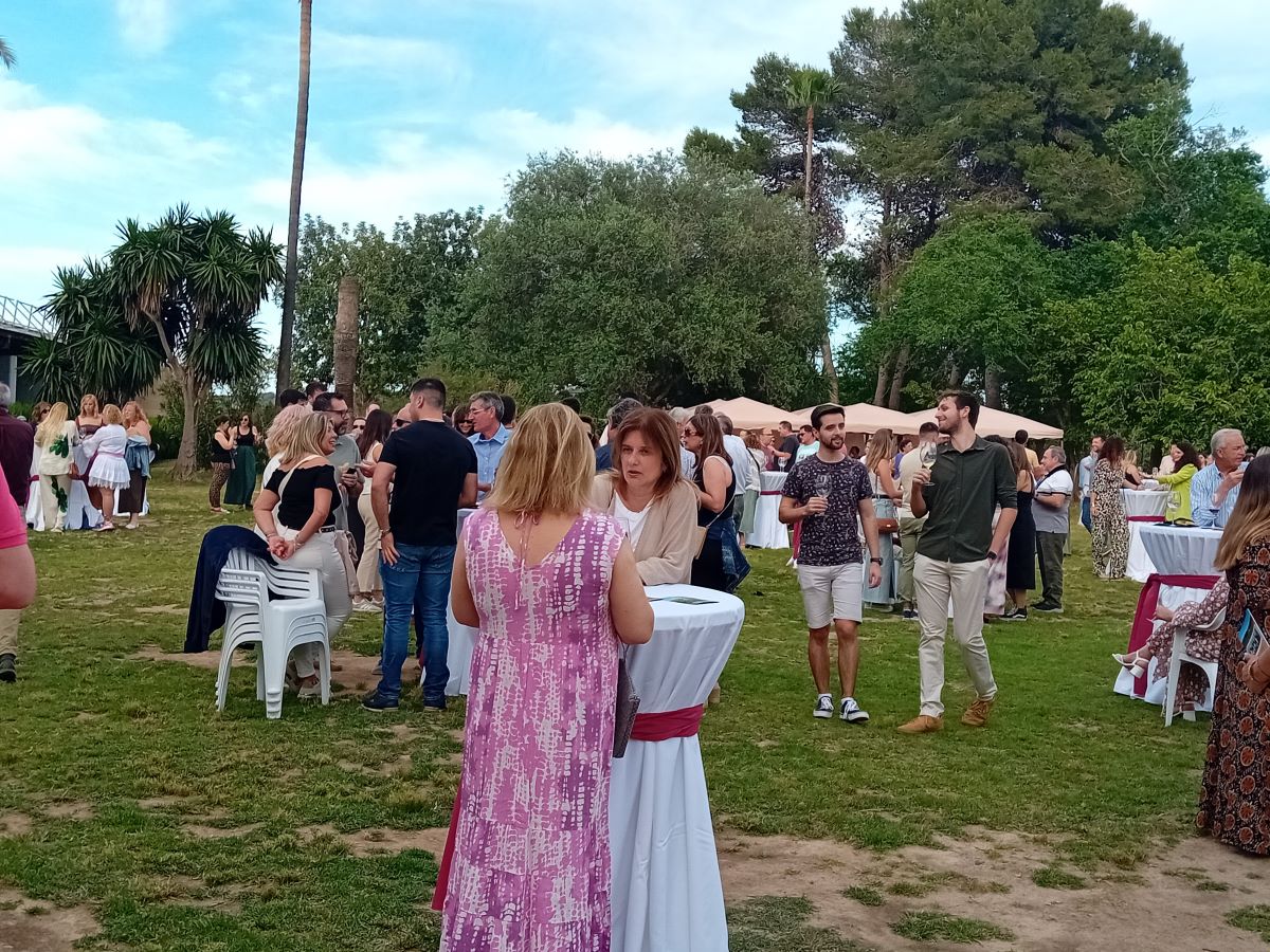El Parc Municipal de Manacor s'omplí de vins i de bon ambient en el Tast de la DO Pla i Llevant/Cedida