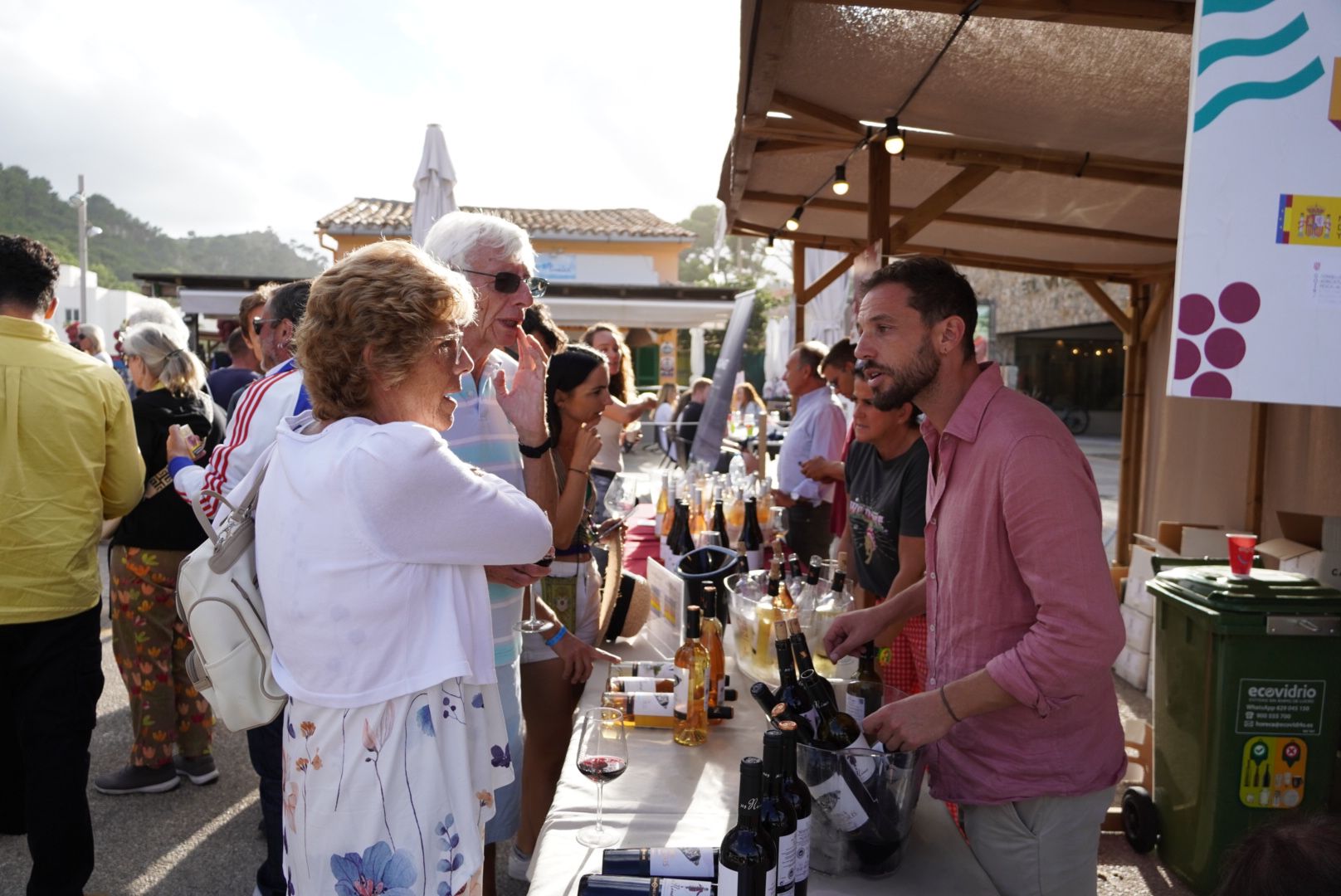 El Raïm Wine Fest de Cala Sant Vicenç tanca amb l'objectiu aconseguit d'acostar el vi fet a Mallorca al públic/VTM