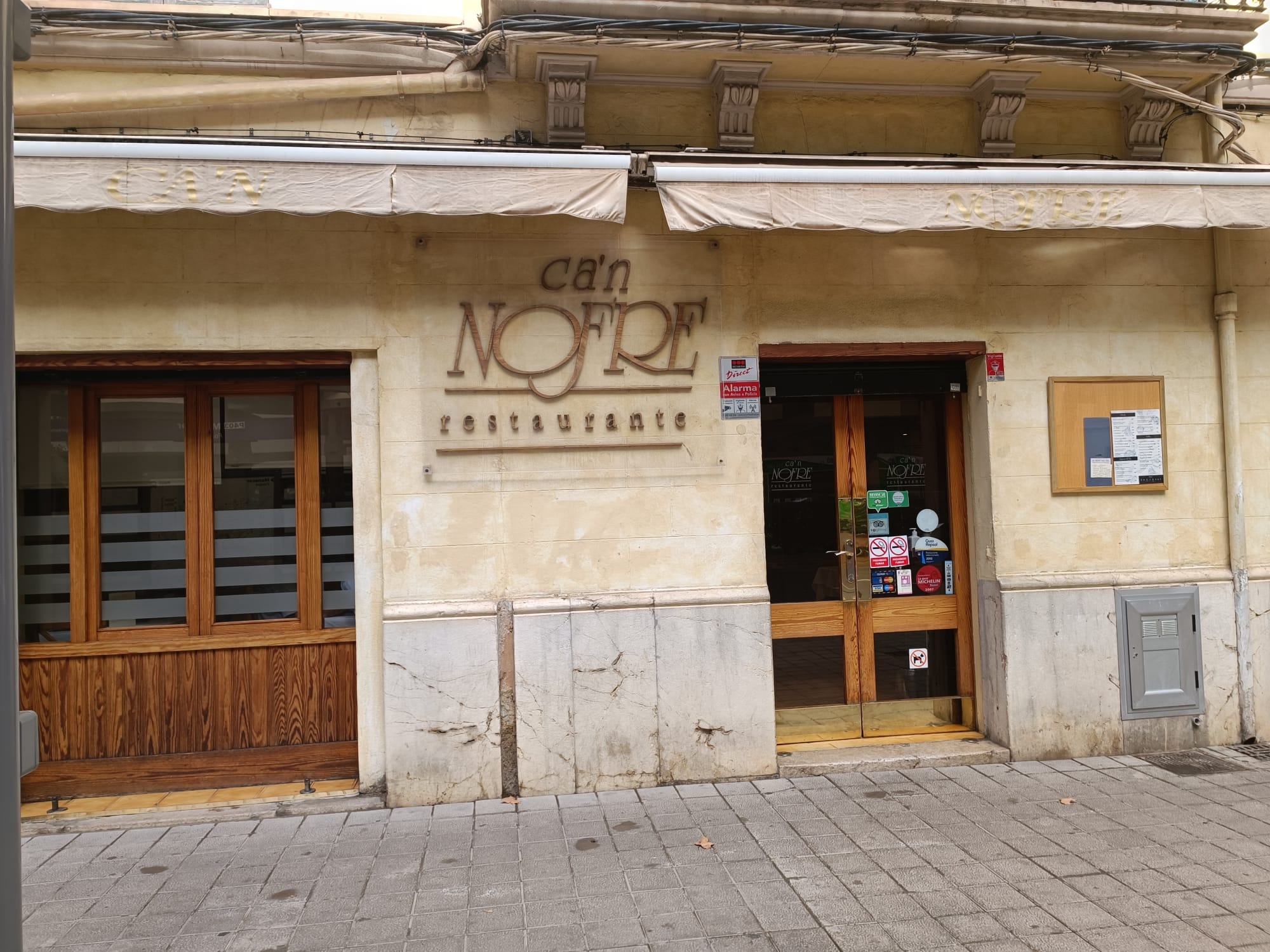 Can Nofre no ha deixat de fer cuina casolana a pesar de les modes gastronòmiques, i per això, és un restaurant que no passa/Taula Parada