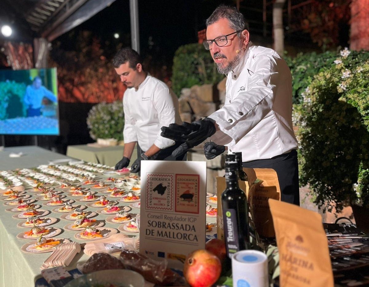 Miquel Serra i José Cortés, a Roma/Aurora Vega 