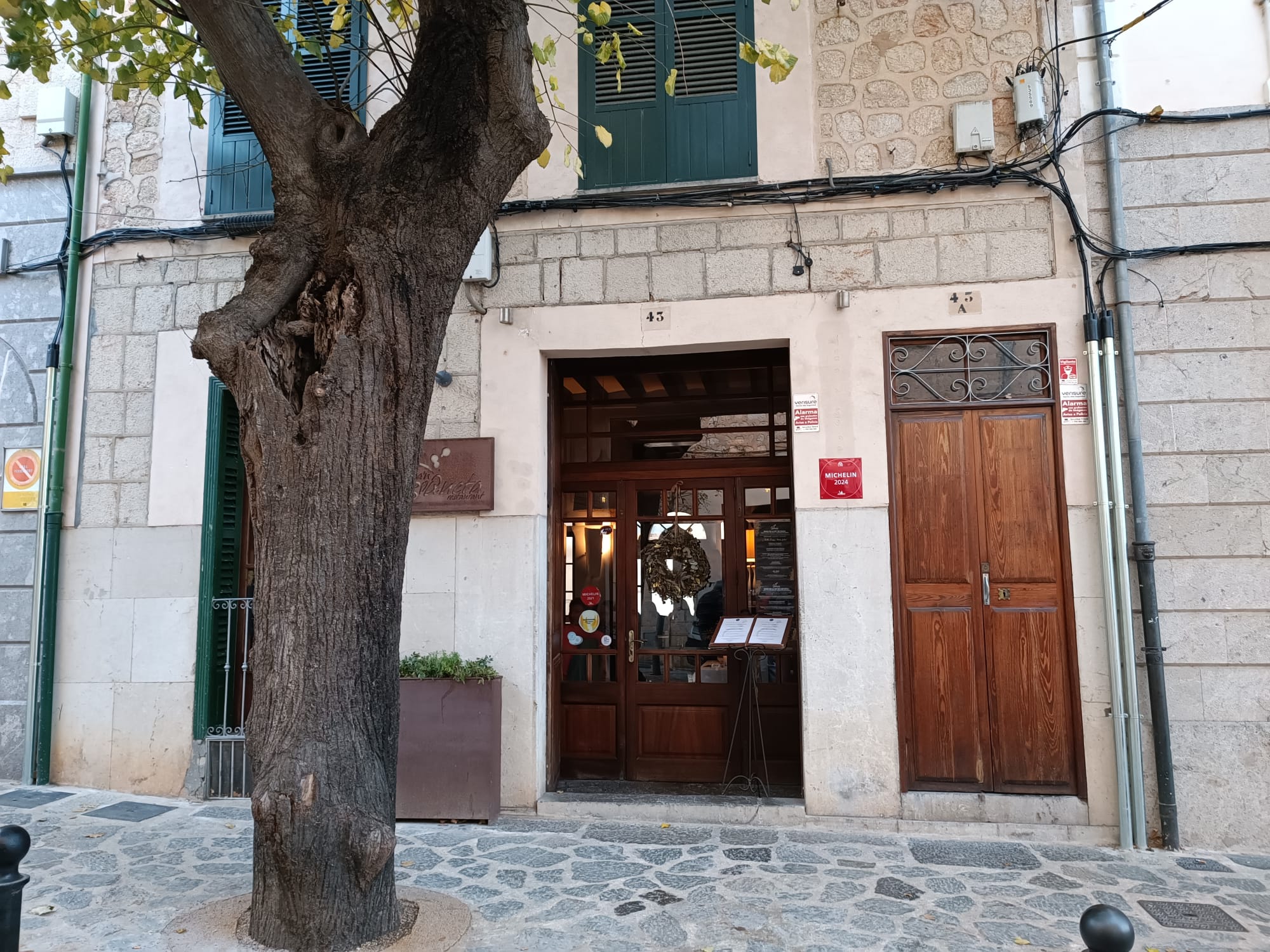 Una casa tradicional mallorquina amaga el restaurant Can Boqueta de Sóller/TP