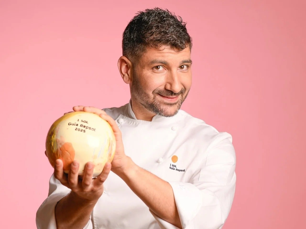 El xef Jordi Canto, del restaurant Sa Clastra, del Castell de Son Claret s'ha incorporat a la Guia amb un Sol/Guía Repsol 