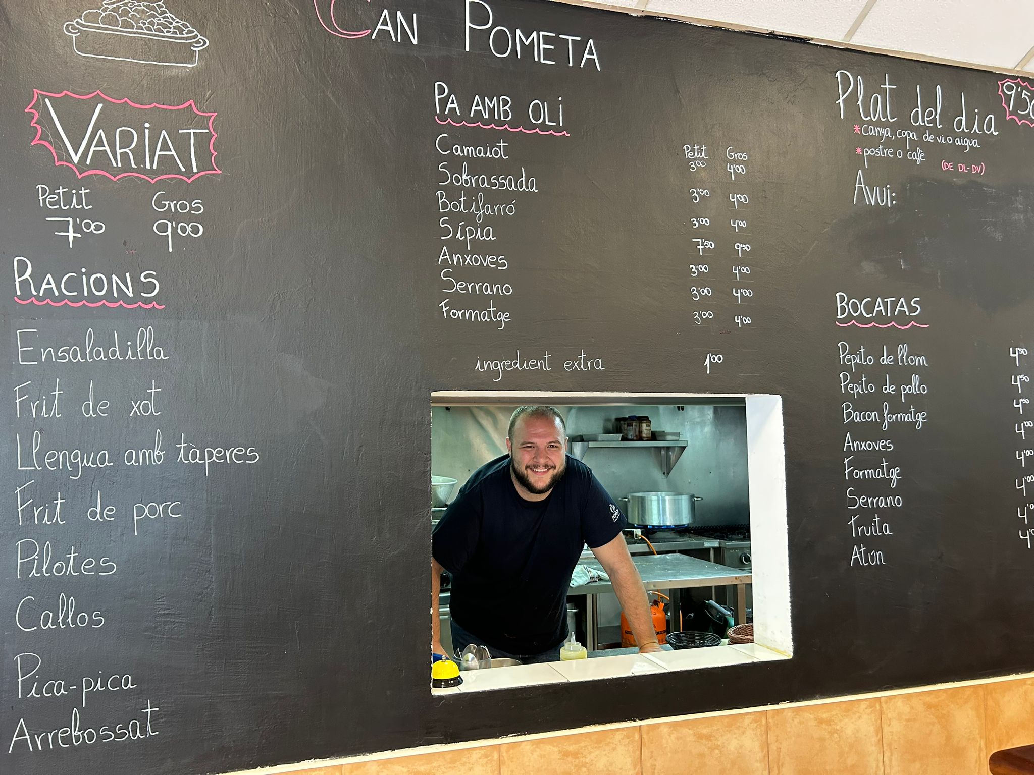 Un bar i restaurant pels que saben apreciar la bona cuina mallorquina/Taula Parada