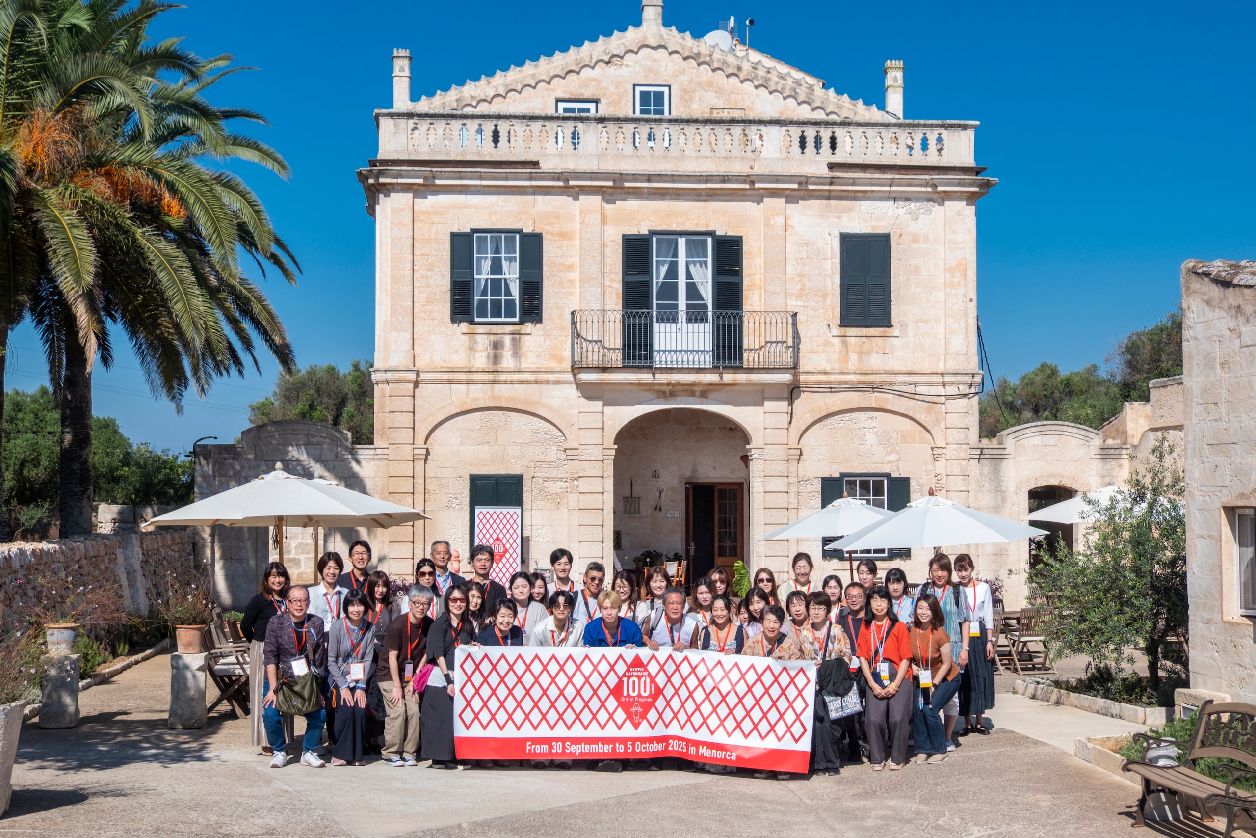 Quaranta japonesos viatgen fins a Menorca / Cedida