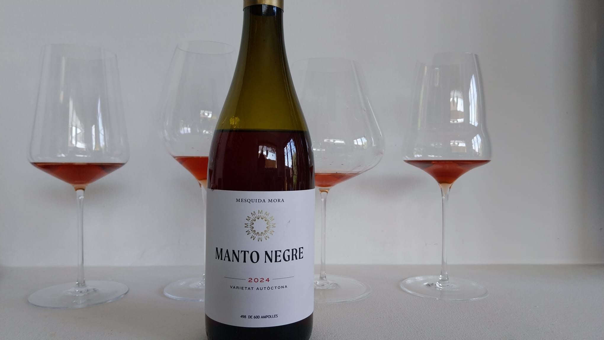 Bàrbara Mesquida firma aquest negre jove que ha tastat Catalina Bibiloni/C.B.