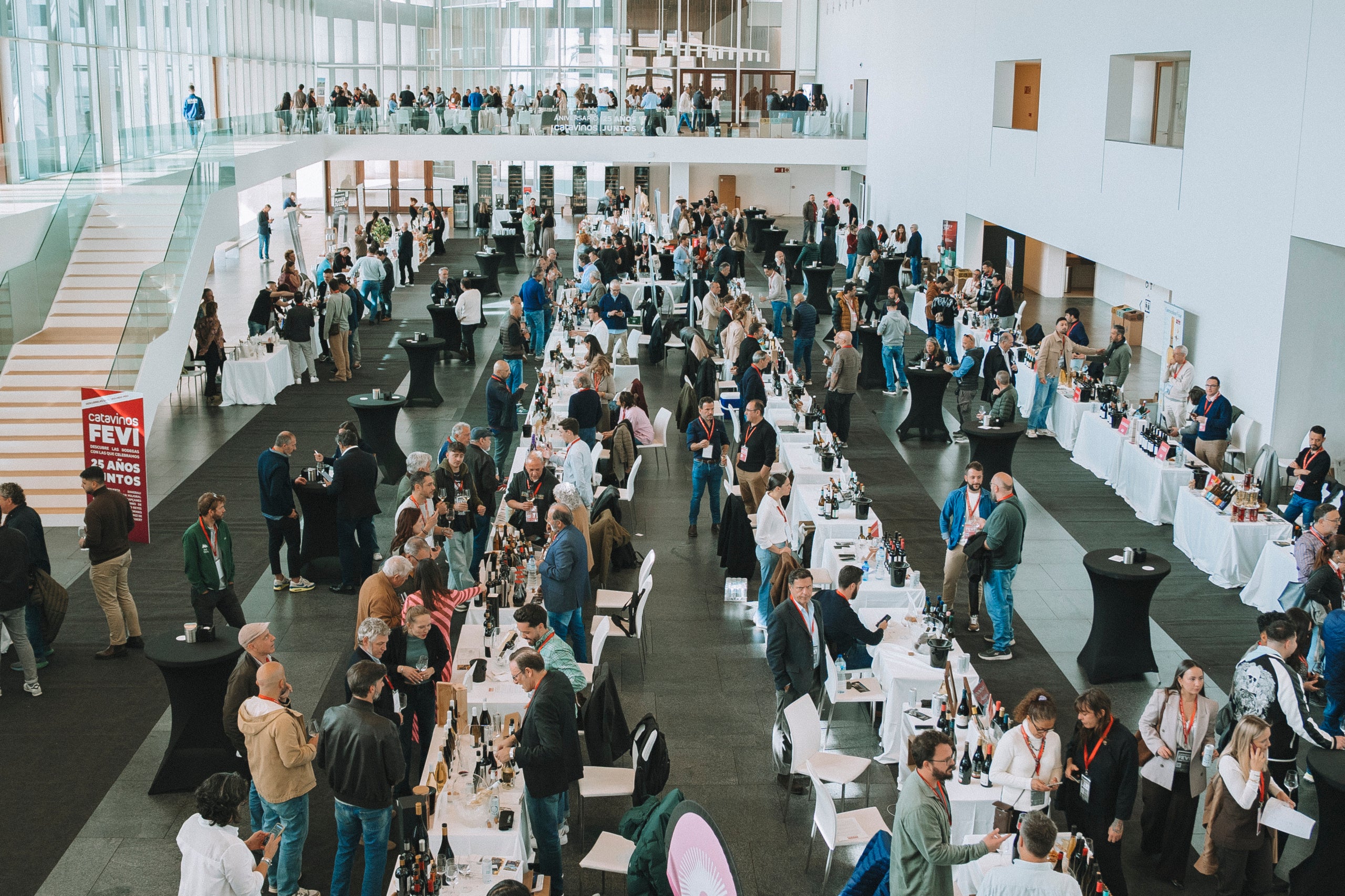 La fira de Catavinos bullia d'activitat al Palau de Congressos/ Adrià Moreno (FEVI) 