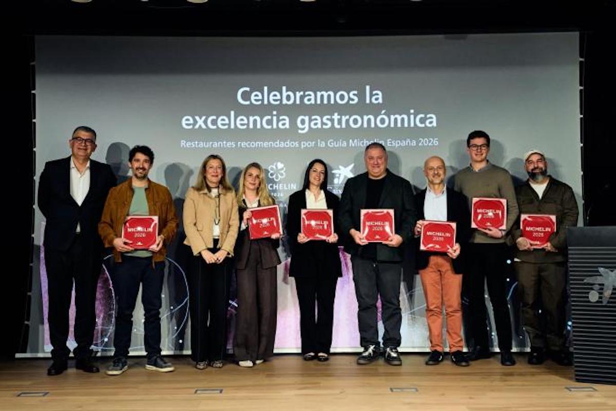 Els representants dels onze restaurants menorquins que han entrat en la Guia Michelin 2026 / Cedida