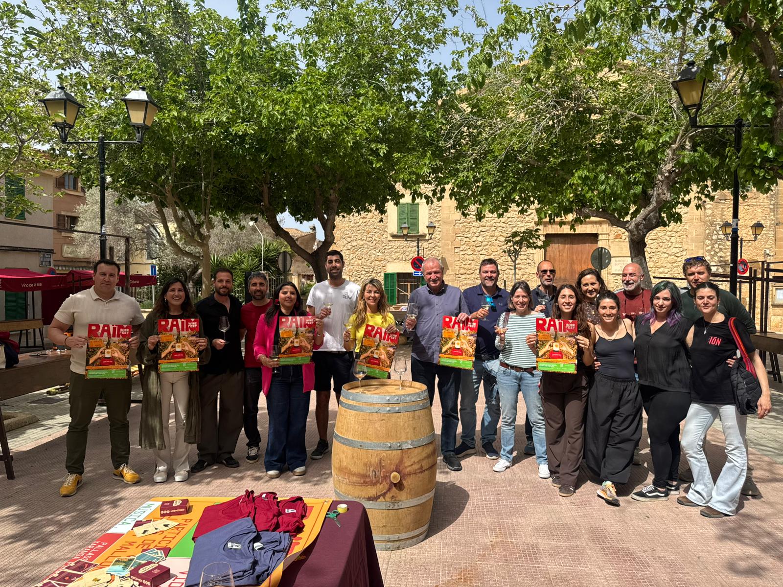 Una trobada prèvia amb els restauradors de la localitat ha estret el lligam entre la gastronomia local i el vi de Mallorca/VTM