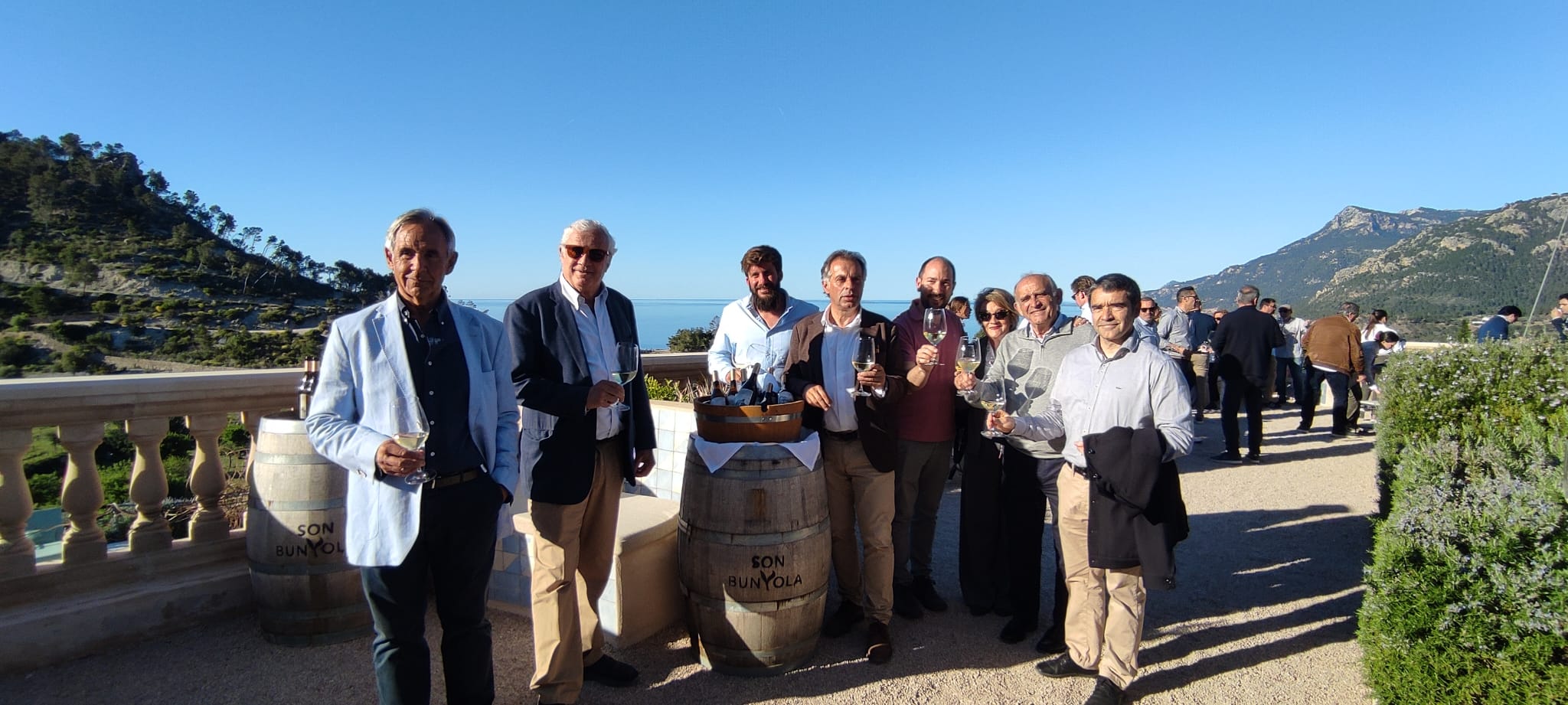 Celebrant la presentació del primer vi de Malvasia de Son Bunyola/Cedida