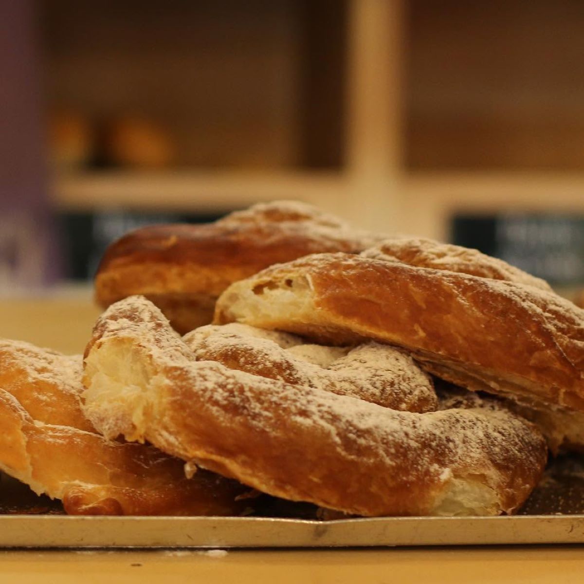 S'observa un canvi de tendència en el consum d'ensaïmada de Mallorca, que recupera posicions a poc a poc/Forn i pastisseria Gelabert de Llubí 