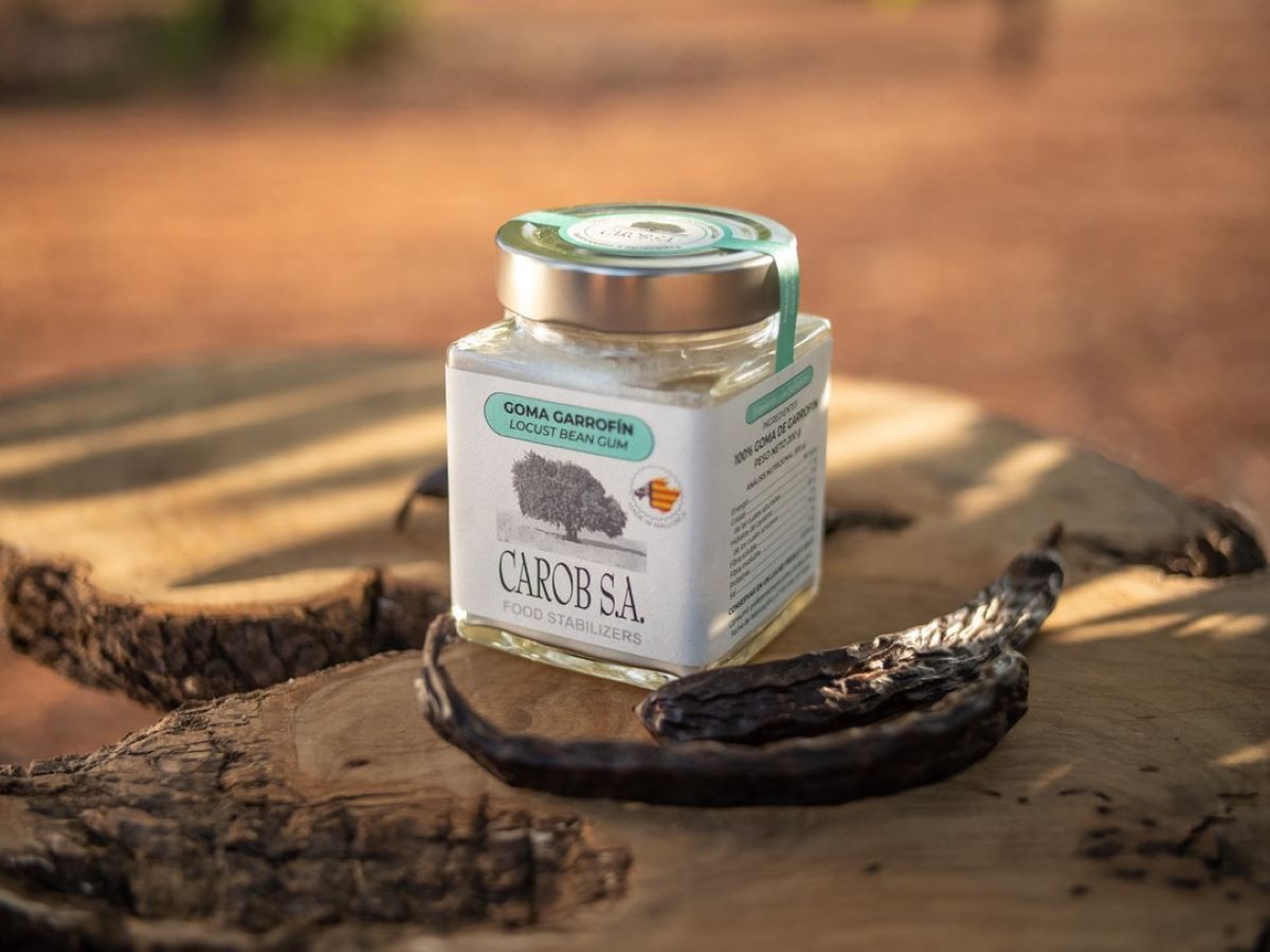 La goma de garroví, el producte estrella de CAROB SA/Cedida